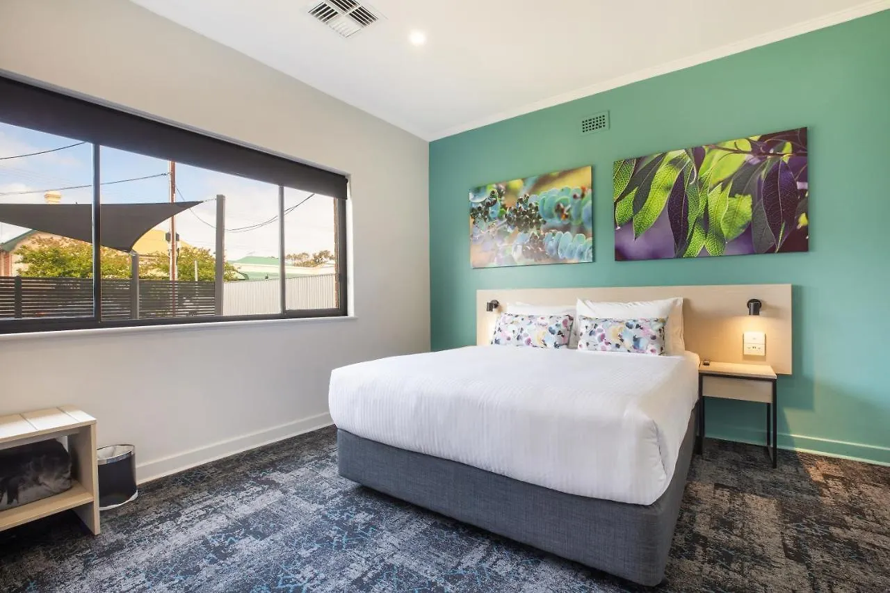 Hotel Nightcap At Watermark Glenelg Adelaide