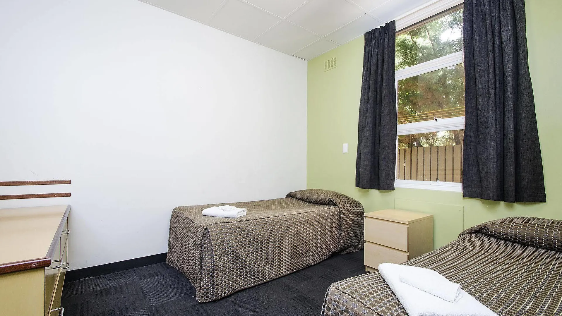 *** Hotel Nightcap At Watermark Glenelg Adelaide Australia