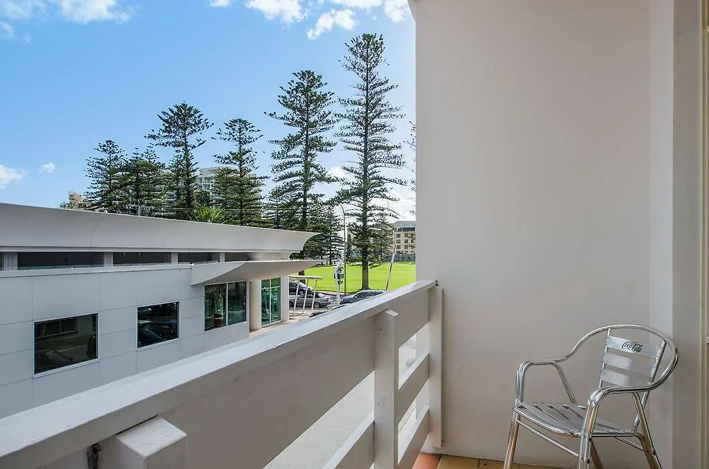 *** Hotel Nightcap At Watermark Glenelg Adelaide Australia